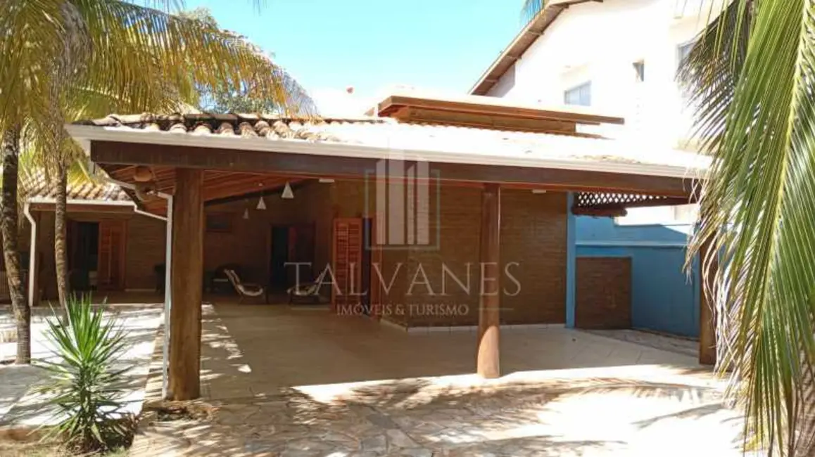 Foto 8 de Casa de Condomínio à venda, 800m2 em Rifaina - SP