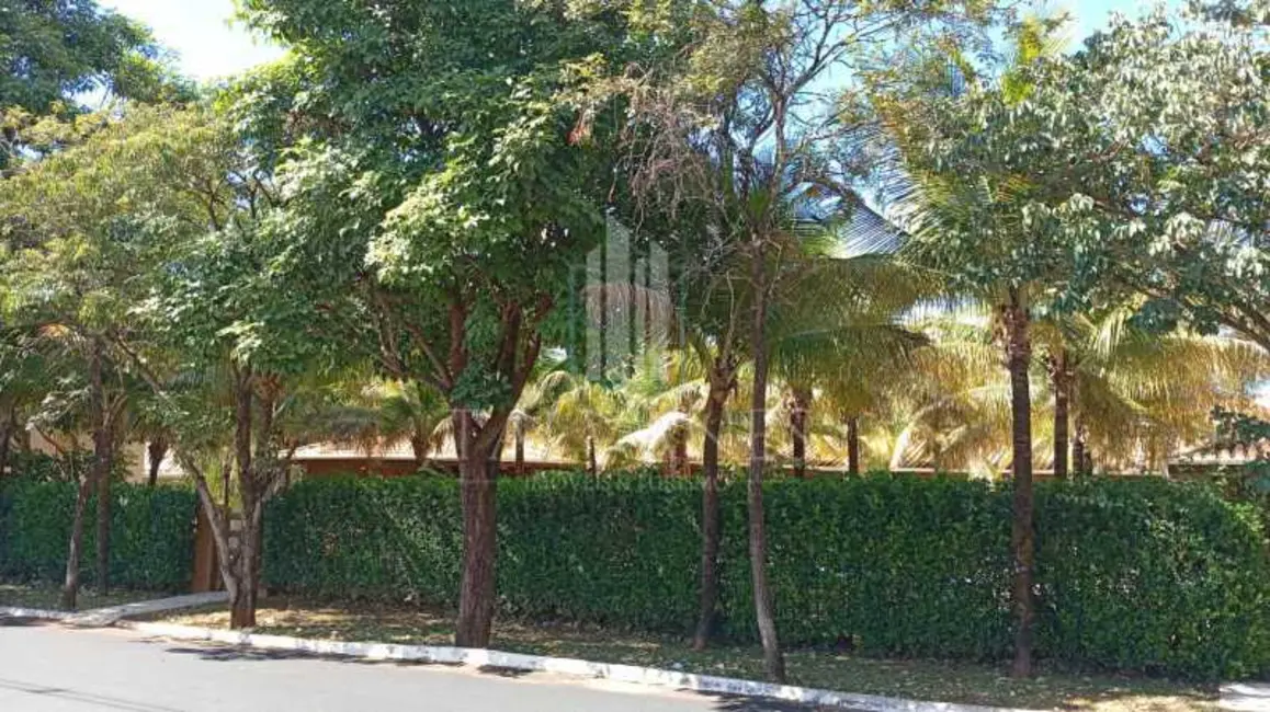 Foto 2 de Casa de Condomínio à venda, 800m2 em Rifaina - SP
