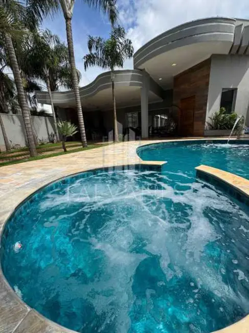 Foto 2 de Casa de Condomínio com 4 quartos à venda e para alugar, 310m2 em Rifaina - SP