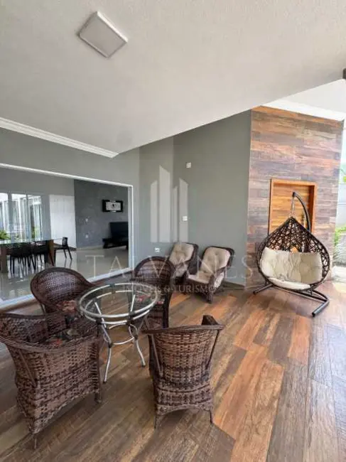 Foto 8 de Casa de Condomínio com 4 quartos à venda e para alugar, 310m2 em Rifaina - SP