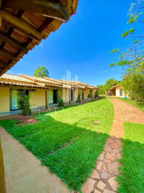 Foto 1 de Loja com 7 quartos à venda, 650m2 em Rifaina - SP
