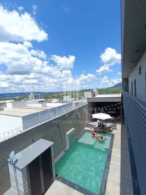 Foto 6 de Casa com 4 quartos à venda e para alugar, 211m2 em Rifaina - SP