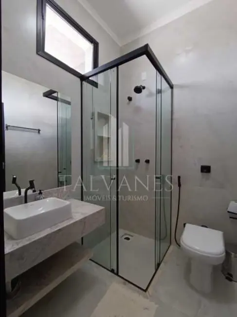 Foto 5 de Casa com 4 quartos à venda e para alugar, 211m2 em Rifaina - SP