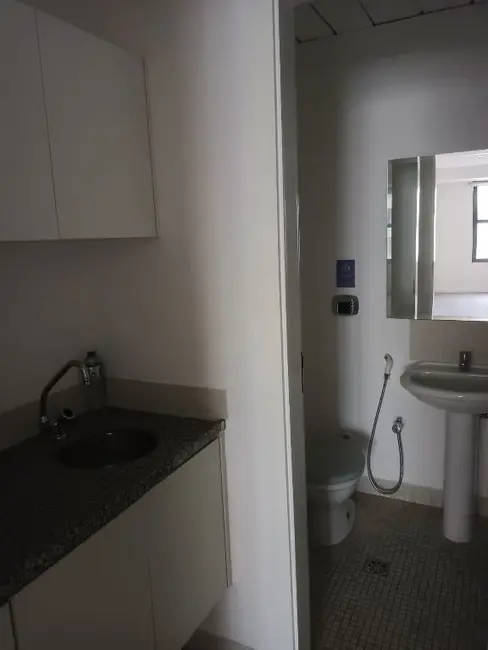 Sala Comercial à venda e para alugar, 35m2 em Centro, Campinas - SP - imagem 5 Foto 5 de Sala Comercial à venda e para alugar, 35m2 em Centro, Campinas - SP