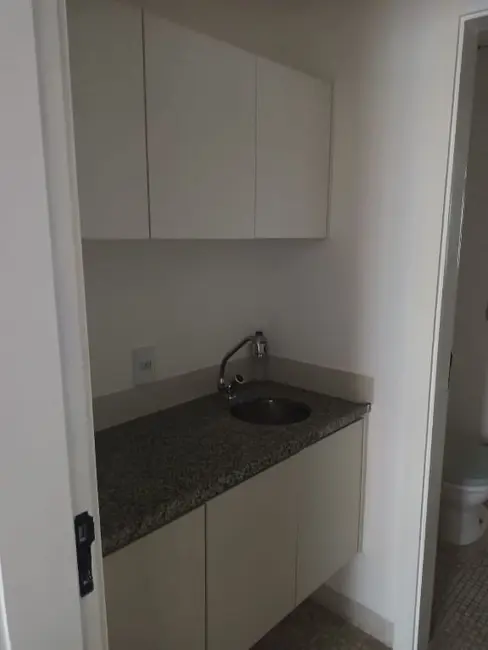 Sala Comercial à venda e para alugar, 35m2 em Centro, Campinas - SP - imagem 6 Foto 6 de Sala Comercial à venda e para alugar, 35m2 em Centro, Campinas - SP