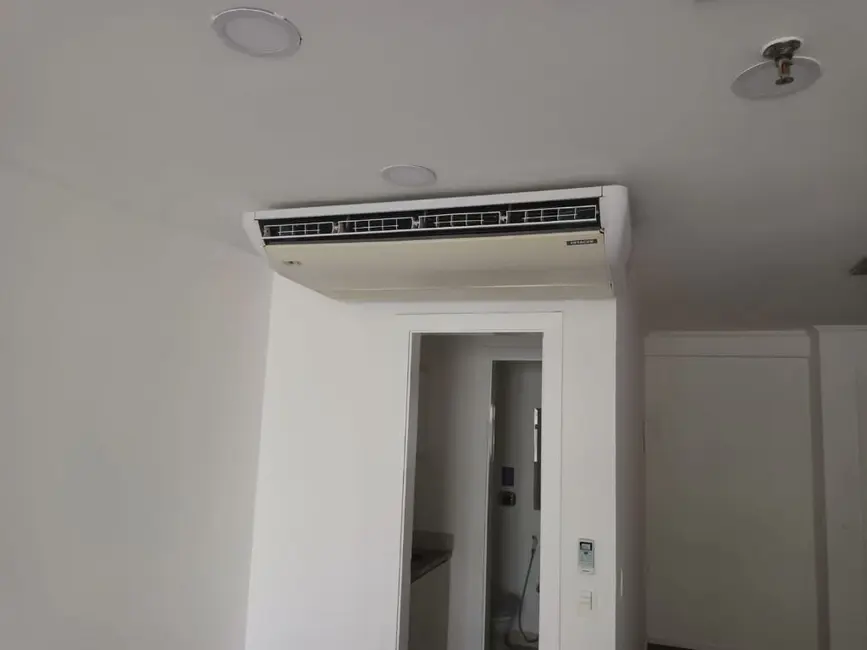 Sala Comercial à venda e para alugar, 35m2 em Centro, Campinas - SP - imagem 4 Foto 4 de Sala Comercial à venda e para alugar, 35m2 em Centro, Campinas - SP