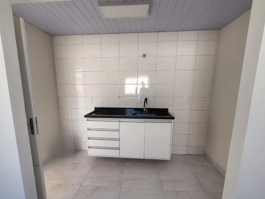 Casa com 2 quartos à venda, 70m2 em Vila Trinta e Um de Março, Campinas - SP - imagem 8 Foto 8 de Casa com 2 quartos à venda, 70m2 em Vila Trinta e Um de Março, Campinas - SP
