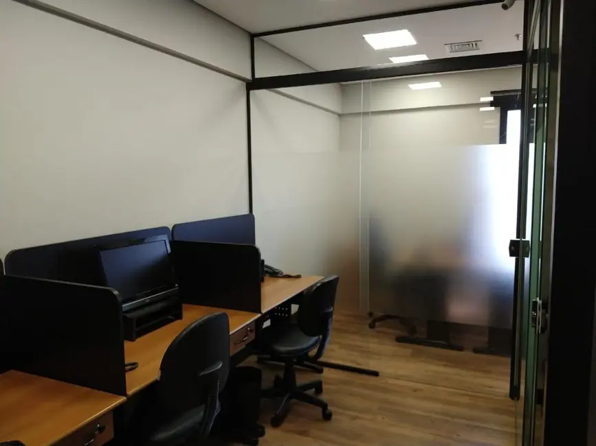 Sala Comercial à venda e para alugar, 35m2 em Centro, Campinas - SP - imagem 8 Foto 8 de Sala Comercial à venda e para alugar, 35m2 em Centro, Campinas - SP