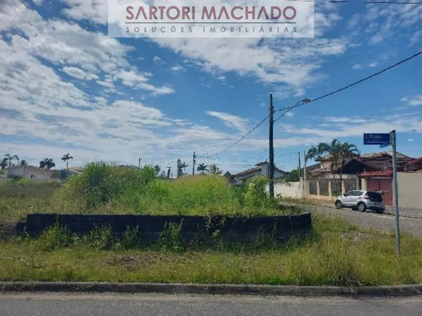 Foto 1 de Terreno / Lote à venda, 376m2 em Peruibe - SP