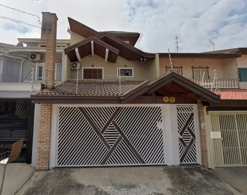 Casa com 3 quartos à venda, 200m2 em Sao Jose Dos Campos - SP - imagem 1 Foto 1 de Casa com 3 quartos à venda, 200m2 em Sao Jose Dos Campos - SP