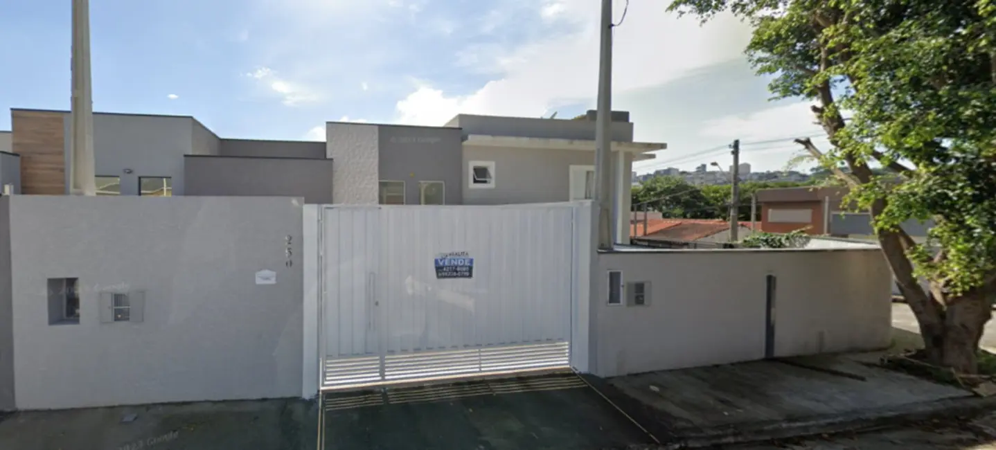 Foto 1 de Casa com 2 quartos à venda, 131m2 em Nova Cerejeira, Atibaia - SP