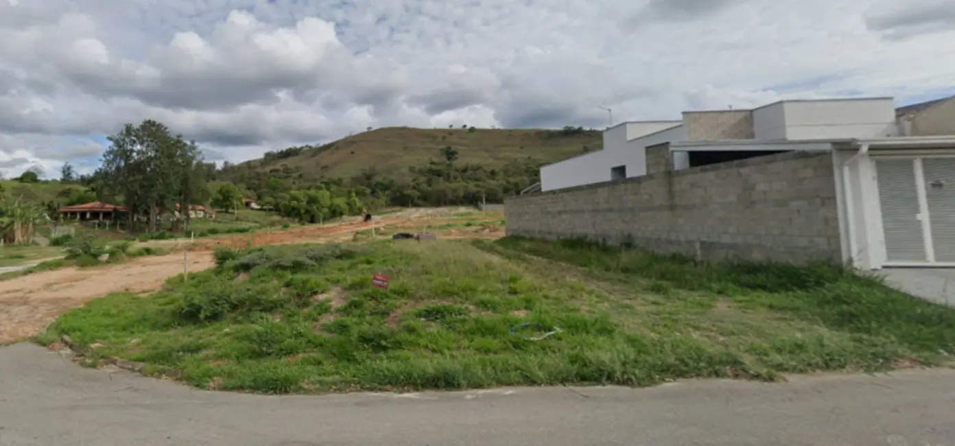 Foto 2 de Terreno / Lote à venda, 357m2 em Vale Verde, Amparo - SP
