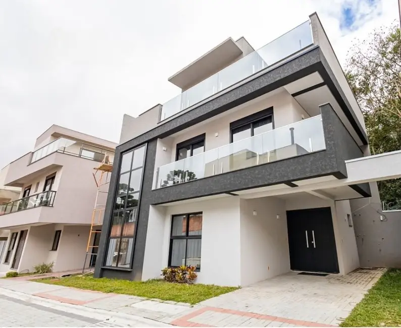 Foto 1 de Casa com 3 quartos à venda, 192m2 em Santa Felicidade, Curitiba - PR
