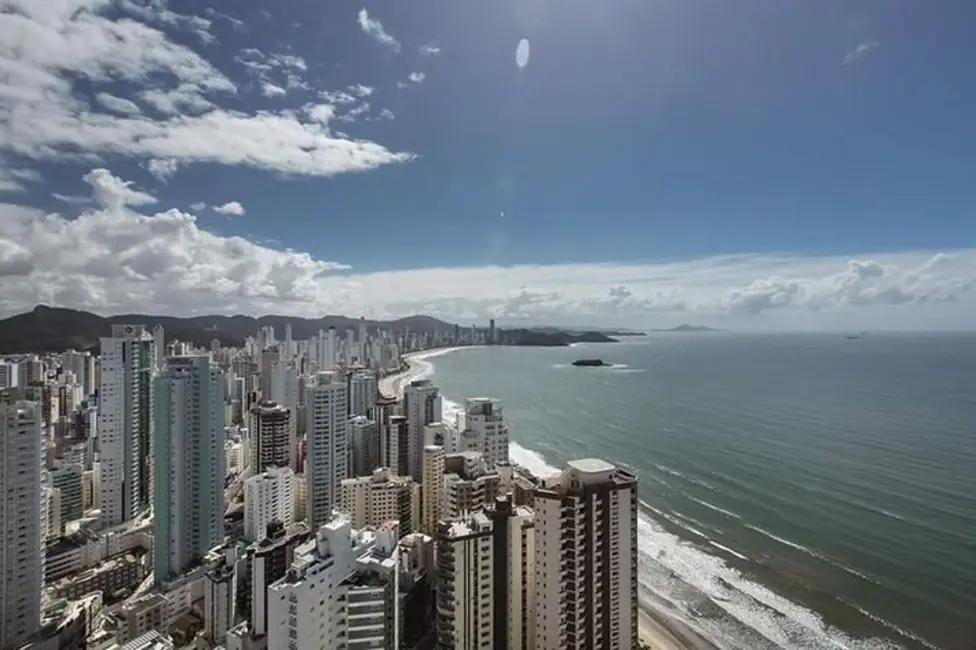 Apartamento com 4 quartos à venda, 163m2 em Centro, Balneario Camboriu - SC - imagem 7 Foto 7 de Apartamento com 4 quartos à venda, 163m2 em Centro, Balneario Camboriu - SC
