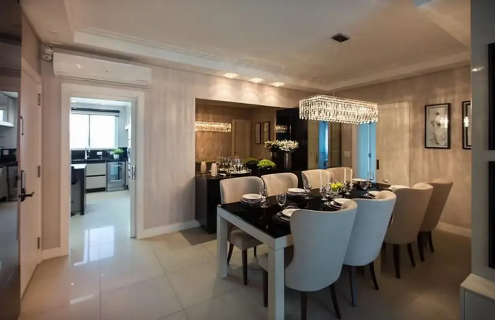 Apartamento com 4 quartos à venda, 163m2 em Centro, Balneario Camboriu - SC - imagem 5 Foto 5 de Apartamento com 4 quartos à venda, 163m2 em Centro, Balneario Camboriu - SC