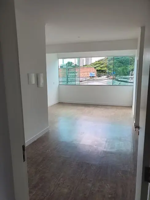 Sobrado com 3 quartos para alugar, 170m2 em Barra, Balneario Camboriu - SC - imagem 4 Foto 4 de Sobrado com 3 quartos para alugar, 170m2 em Barra, Balneario Camboriu - SC