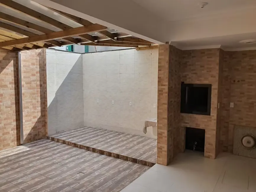 Sobrado com 3 quartos para alugar, 170m2 em Barra, Balneario Camboriu - SC - imagem 6 Foto 6 de Sobrado com 3 quartos para alugar, 170m2 em Barra, Balneario Camboriu - SC