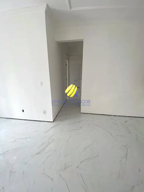 Foto 4 de Apartamento com 3 quartos à venda, 67m2 em Couto Fernandes, Fortaleza - CE