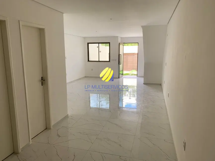 Foto 2 de Casa com 4 quartos à venda, 152m2 em Jardim das Oliveiras, Fortaleza - CE