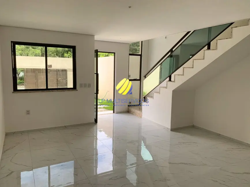 Casa com 4 quartos à venda, 152m2 em Jardim das Oliveiras, Fortaleza - CE - imagem 3 Foto 3 de Casa com 4 quartos à venda, 152m2 em Jardim das Oliveiras, Fortaleza - CE