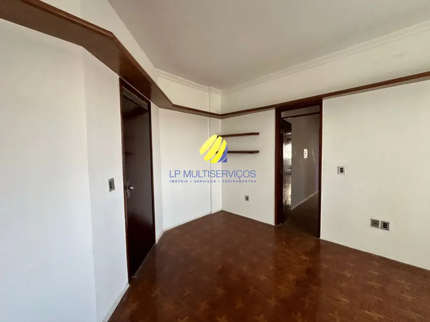 Foto 2 de Apartamento com 3 quartos à venda, 119m2 em Fátima, Fortaleza - CE