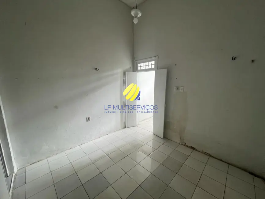 Casa com 2 quartos à venda, 130m2 em Joaquim Távora, Fortaleza - CE - imagem 6 Foto 6 de Casa com 2 quartos à venda, 130m2 em Joaquim Távora, Fortaleza - CE