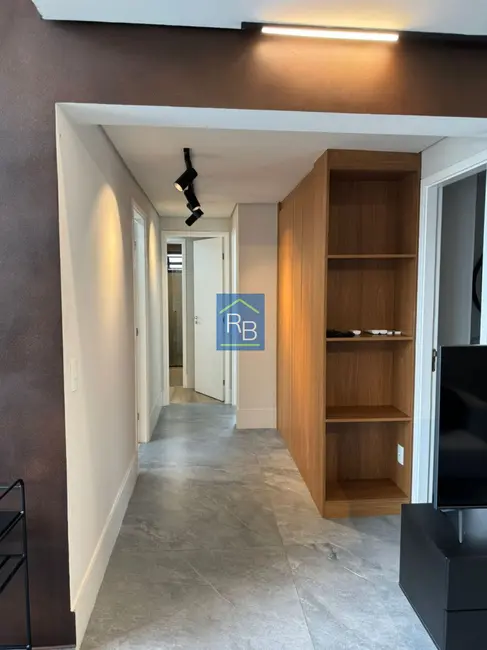 Apartamento com 3 quartos para alugar, 112m2 em Vila Olímpia, São Paulo - SP - imagem 3 Foto 3 de Apartamento com 3 quartos para alugar, 112m2 em Vila Olímpia, São Paulo - SP