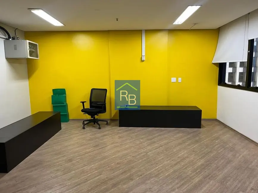 Foto 1 de Sala Comercial para alugar, 36m2 em Vila Olímpia, São Paulo - SP