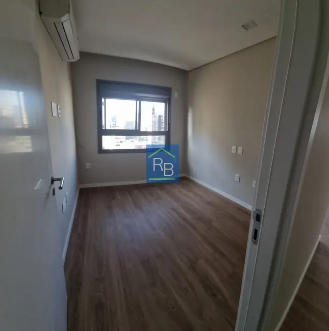 Foto 2 de Apartamento com 2 quartos para alugar, 61m2 em Indianópolis, São Paulo - SP
