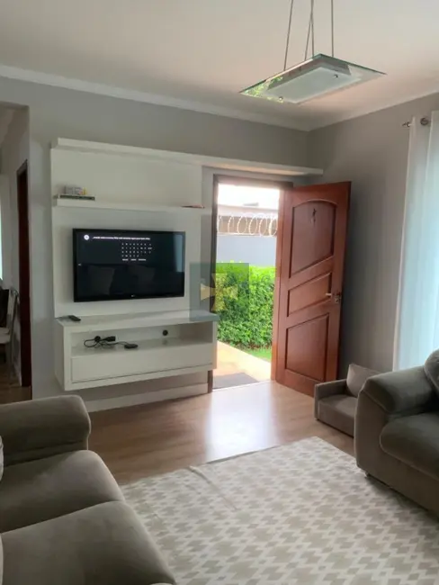 Foto 4 de Casa com 3 quartos à venda, 208m2 em Jardim Comendador Cardoso, Braganca Paulista - SP