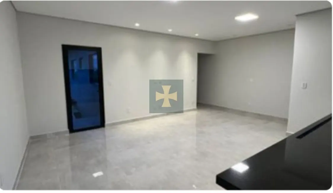 Foto 2 de Casa com 3 quartos à venda, 120m2 em Braganca Paulista - SP