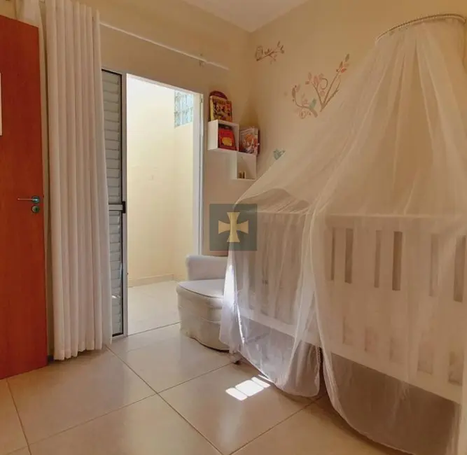 Foto 3 de Casa com 3 quartos à venda, 80m2 em Residencial Piemonte, Braganca Paulista - SP