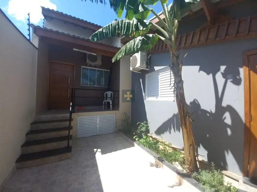 Foto 3 de Casa com 3 quartos à venda, 140m2 em Residencial Quinta dos Vinhedos, Braganca Paulista - SP