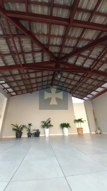 Foto 2 de Casa com 3 quartos à venda, 165m2 em Jardim das Laranjeiras, Braganca Paulista - SP