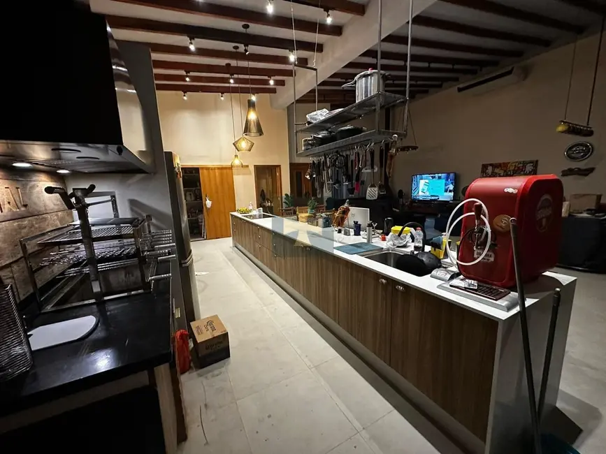 Casa de Condomínio com 4 quartos à venda, 1000m2 em Joanopolis - SP - imagem 8 Foto 8 de Casa de Condomínio com 4 quartos à venda, 1000m2 em Joanopolis - SP