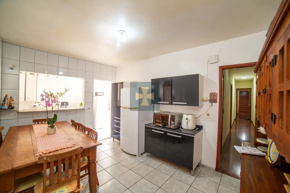 Foto 6 de Casa com 4 quartos à venda, 166m2 em Jardins, Braganca Paulista - SP