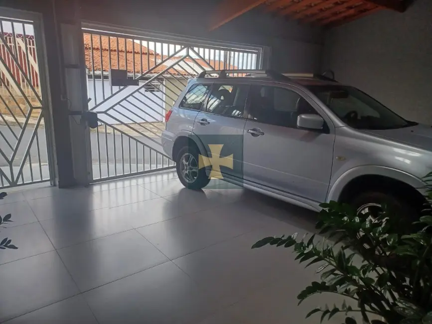 Foto 1 de Casa com 2 quartos à venda, 160m2 em Jardim Araguari, Braganca Paulista - SP