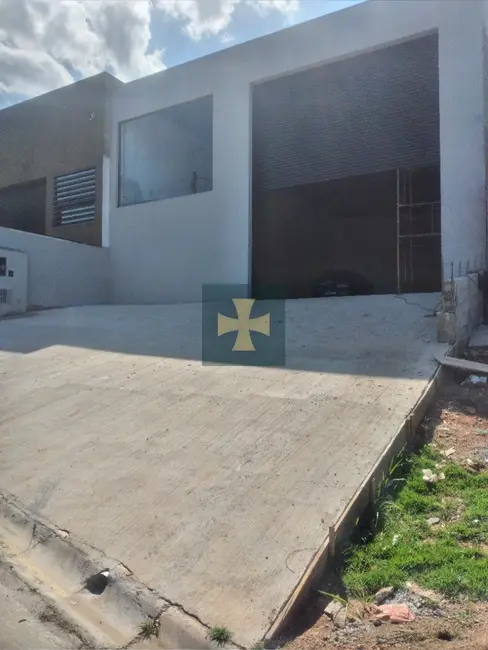 Foto 2 de Armazém / Galpão para alugar, 200m2 em Braganca Paulista - SP