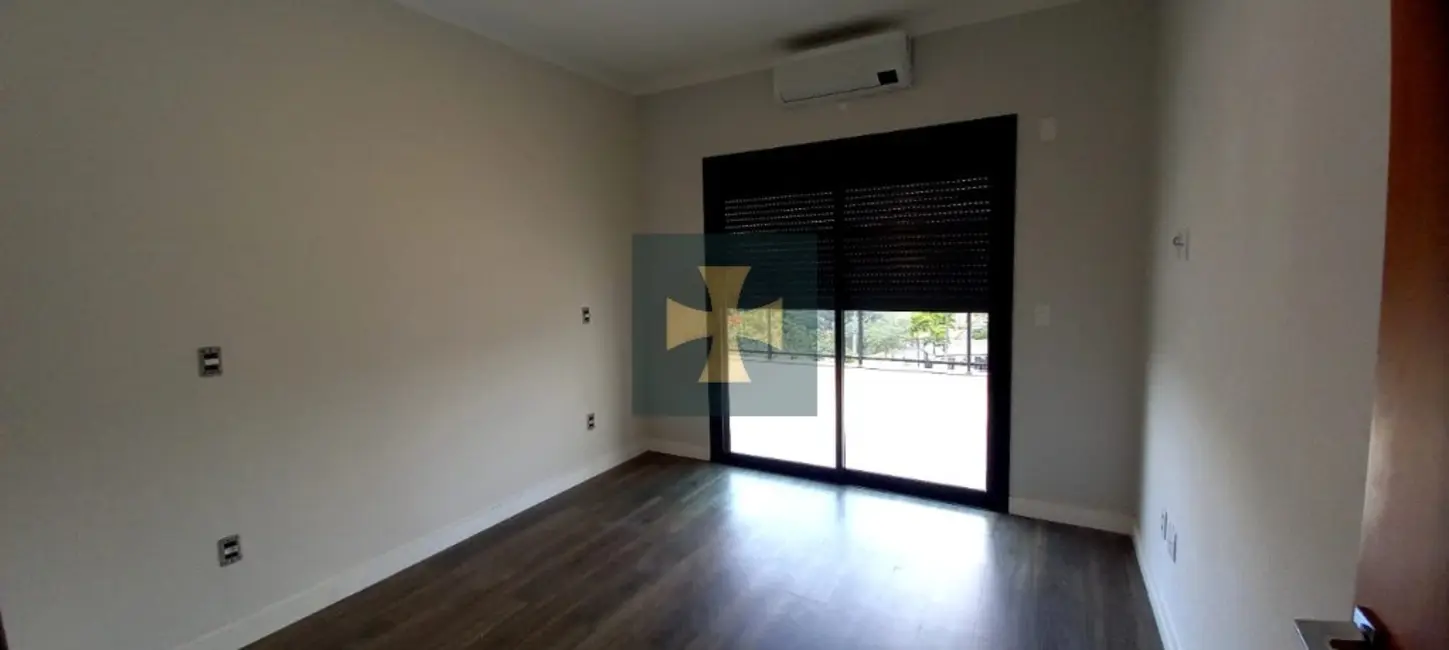 Foto 3 de Casa de Condomínio com 3 quartos à venda e para alugar, 380m2 em Condomínio Villa Real de Bragança, Braganca Paulista - SP