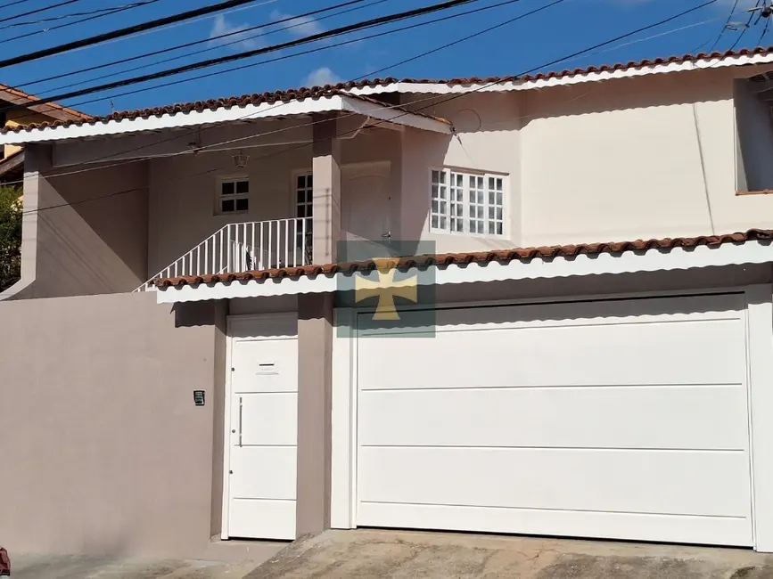 Foto 1 de Casa com 3 quartos à venda, 209m2 em Santa Luzia, Braganca Paulista - SP