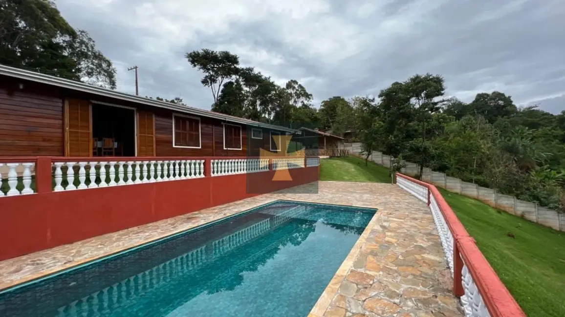 Chácara com 5 quartos à venda, 200m2 em Tuiuti - SP - imagem 6 Foto 6 de Chácara com 5 quartos à venda, 200m2 em Tuiuti - SP