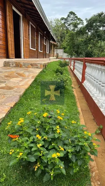 Chácara com 5 quartos à venda, 200m2 em Tuiuti - SP - imagem 9 Foto 9 de Chácara com 5 quartos à venda, 200m2 em Tuiuti - SP