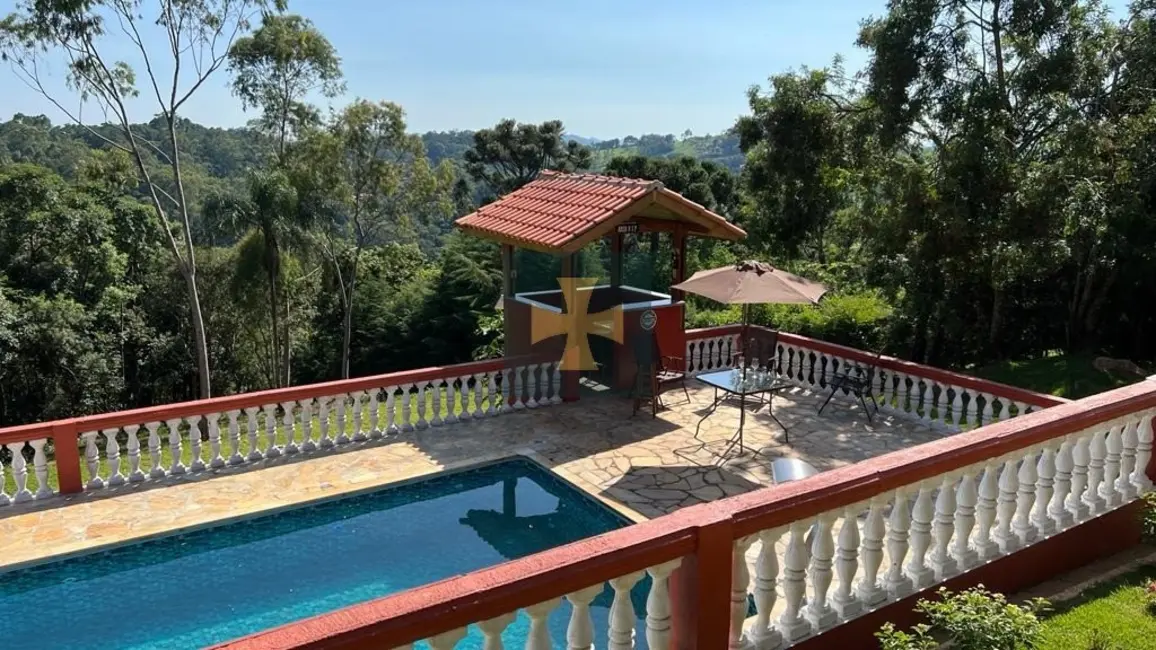 Chácara com 5 quartos à venda, 200m2 em Tuiuti - SP - imagem 8 Foto 8 de Chácara com 5 quartos à venda, 200m2 em Tuiuti - SP