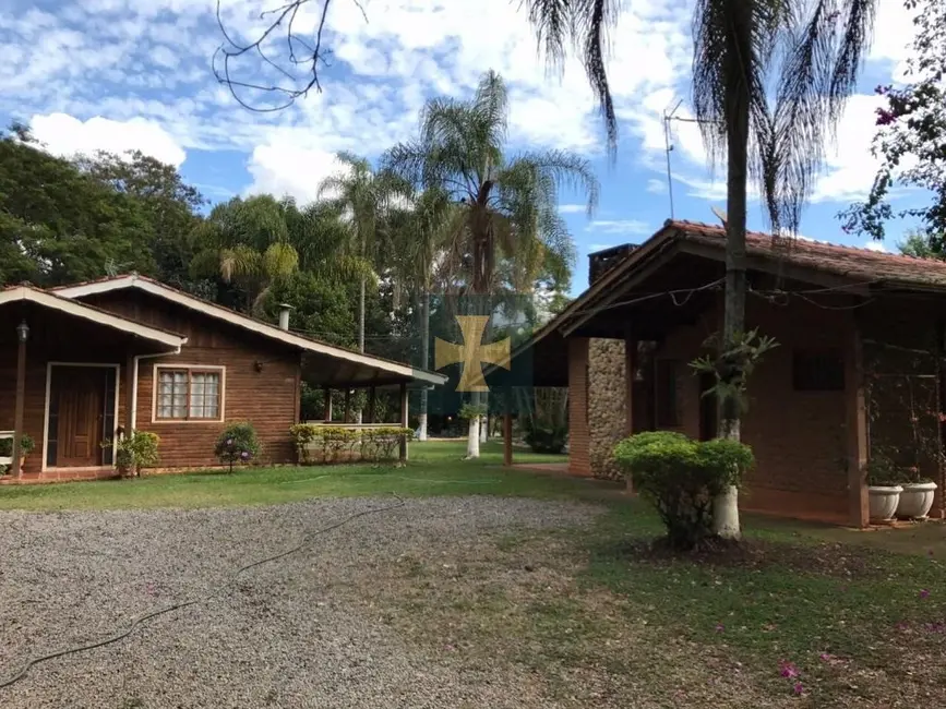 Foto 3 de Chácara com 6 quartos à venda, 250m2 em Chácara Portal das Estâncias, Braganca Paulista - SP