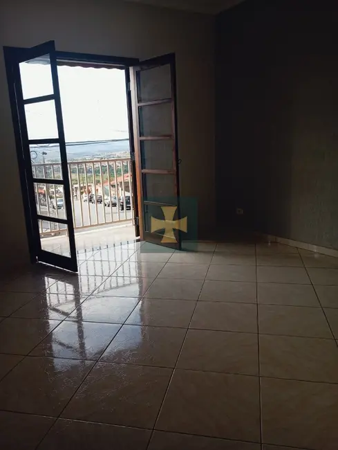 Foto 3 de Casa com 3 quartos para alugar, 140m2 em Jardim São Miguel, Braganca Paulista - SP