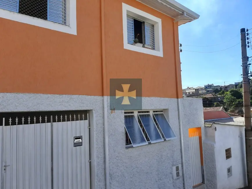 Foto 1 de Casa com 3 quartos para alugar, 170m2 em Lavapés, Braganca Paulista - SP