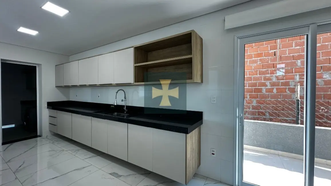 Foto 6 de Sala Comercial com 4 quartos para alugar, 200m2 em Braganca Paulista - SP