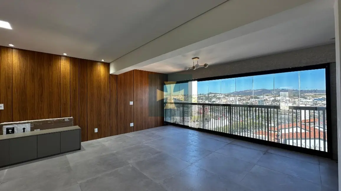 Foto 1 de Casa com 3 quartos para alugar, 200m2 em Braganca Paulista - SP