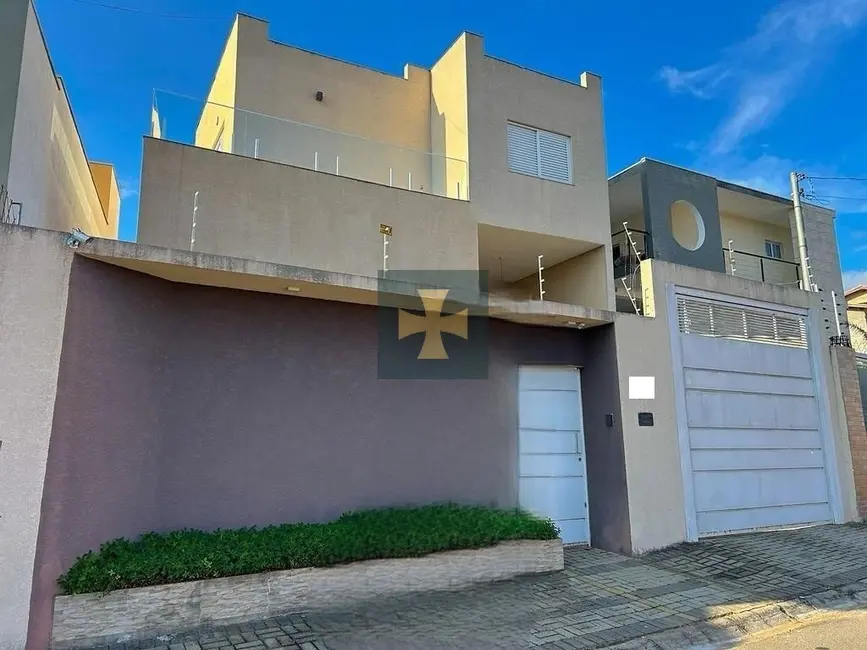 Foto 9 de Casa com 3 quartos para alugar, 334m2 em Jardim Santa Paulina, Braganca Paulista - SP