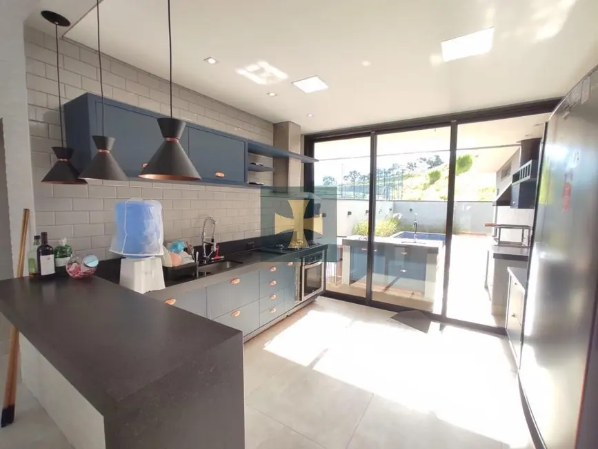 Foto 9 de Casa com 3 quartos para alugar, 250m2 em Braganca Paulista - SP